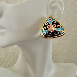 Avon Vintage  Triangle earrings